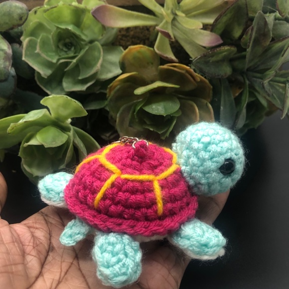 Hand Crochet  Sea Turtle  Amigurumi Keychain Bag Accessories - Picture 11 of 16